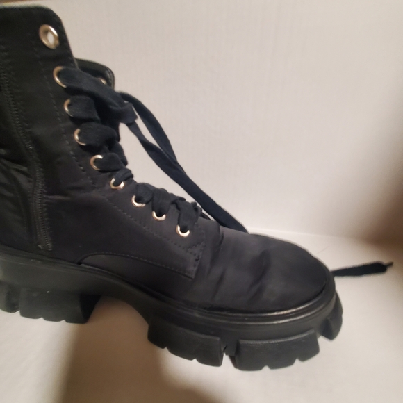 Steve Madden Black Chunky Lace-Up Boots - Picture 3 of 5